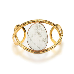 White Howlite 18k Gold-Plated Brass Bracelet | Moon Stone 18k Gold-Plated Necklace | Moon stone Gold-Plated Silver Ring | Yakubu Design | Image 7