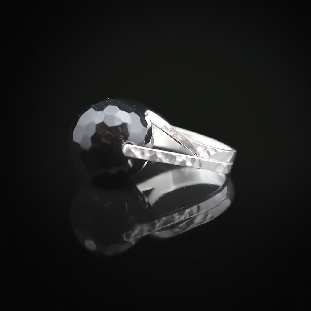 Floating Onyx Ring | Onyx Silver Ring | Yakubu Design | Image 2